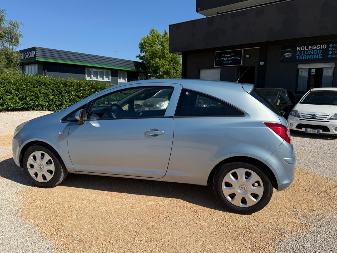 Opel Corsa 1.2 3 porte Enjoy