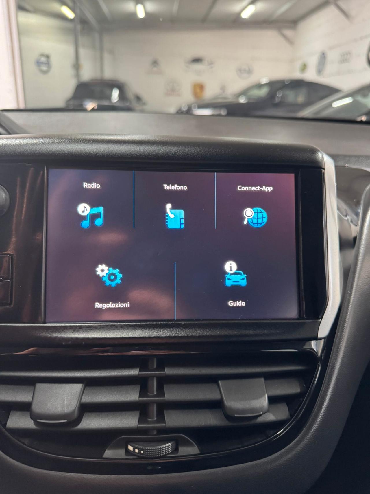 Peugeot 208 BlueHDi 75 5 porte Allure