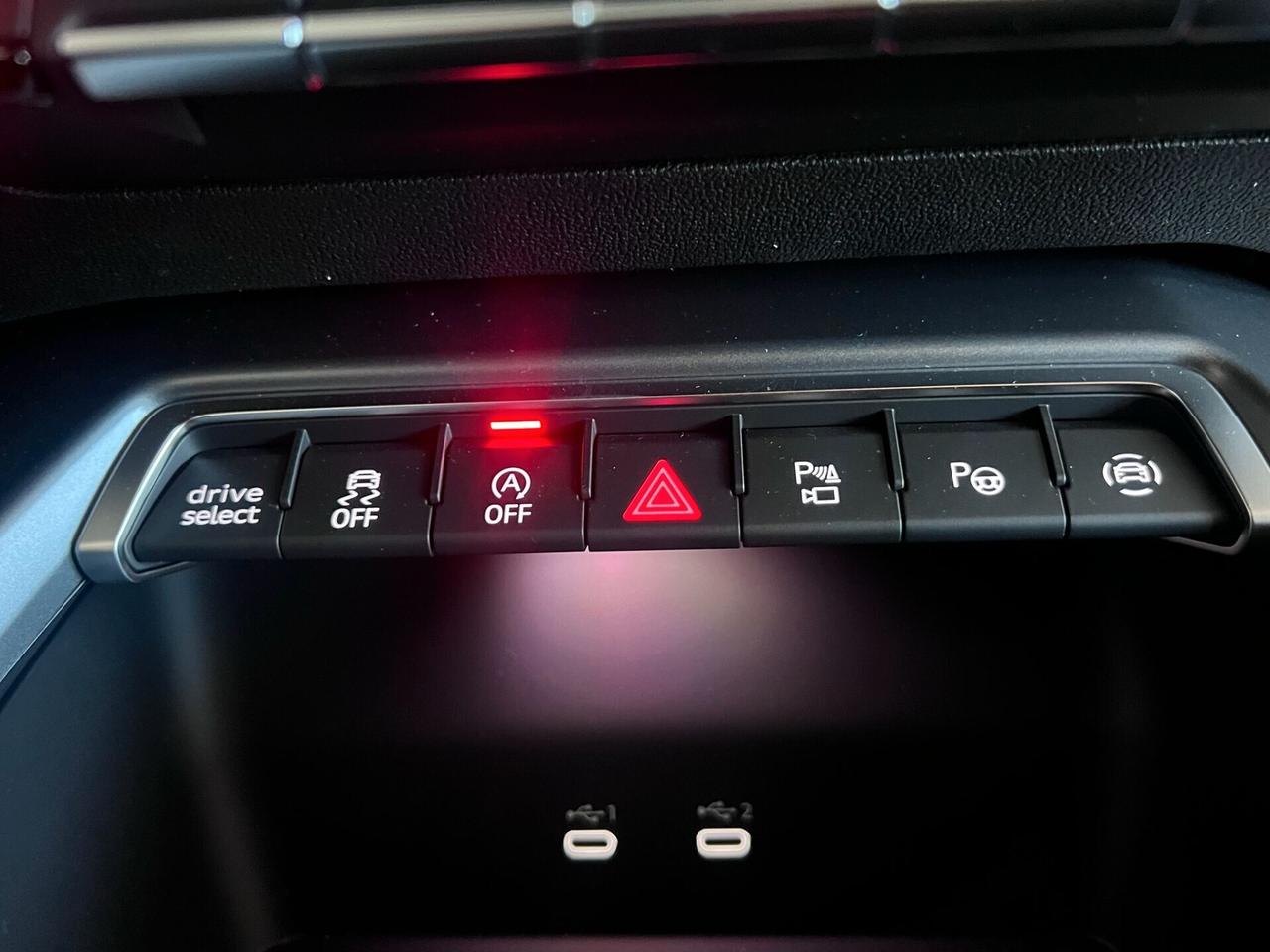 Audi A3 allstreet TFSI 110 kW S tronic Identity Contrast