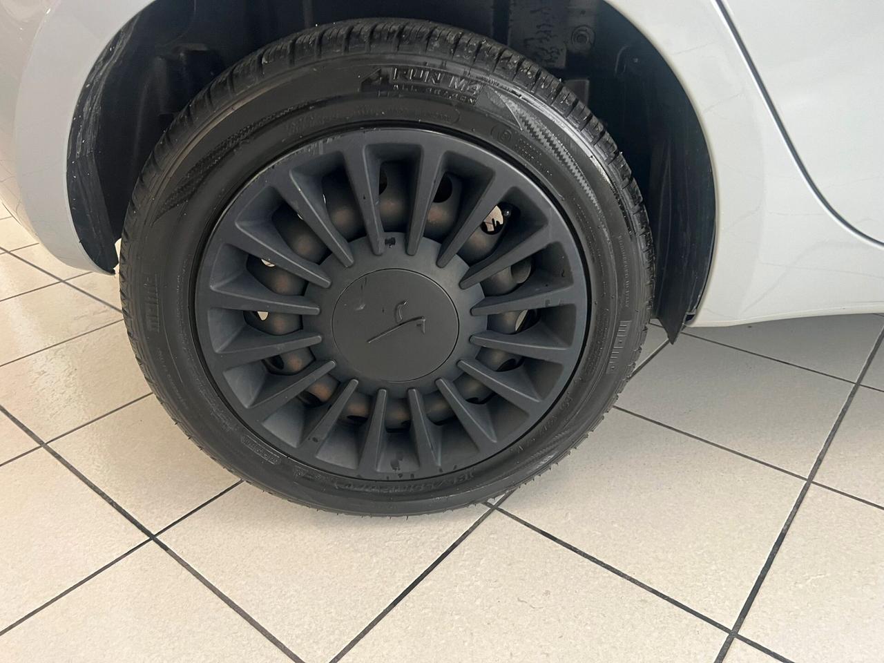 Lancia Ypsilon 1.2 69 CV 5 porte S&S Elefantino Blu
