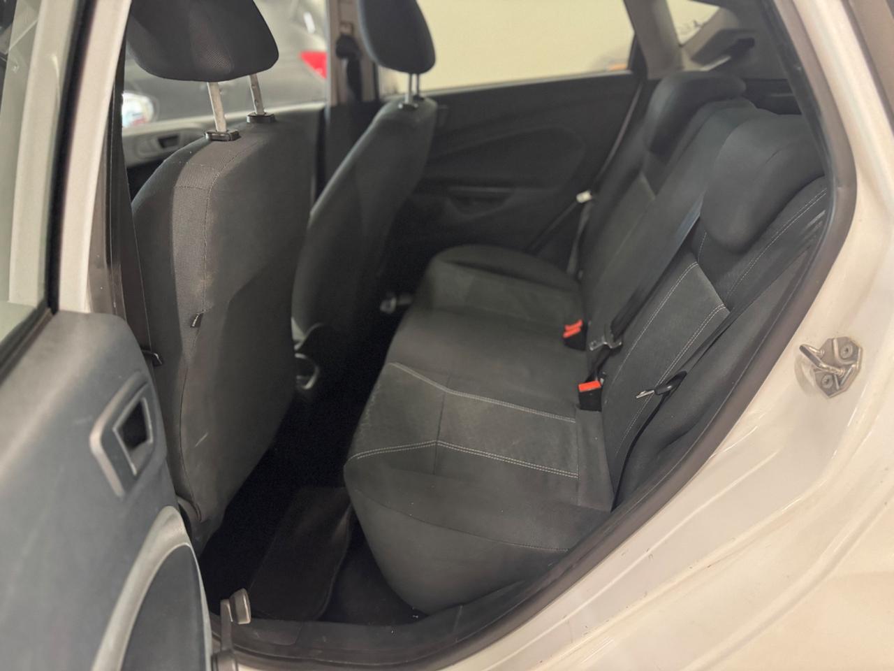 Ford Fiesta 1.4 GPL REGENERED CAR