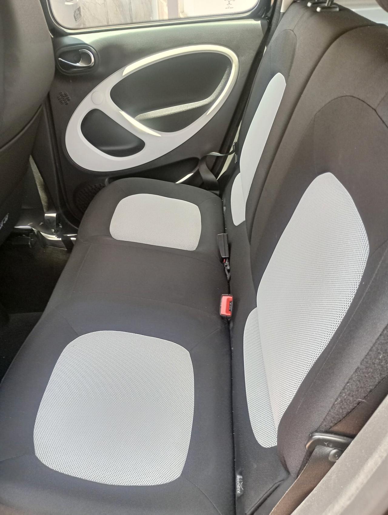 Smart ForFour 70 1.0 Passion
