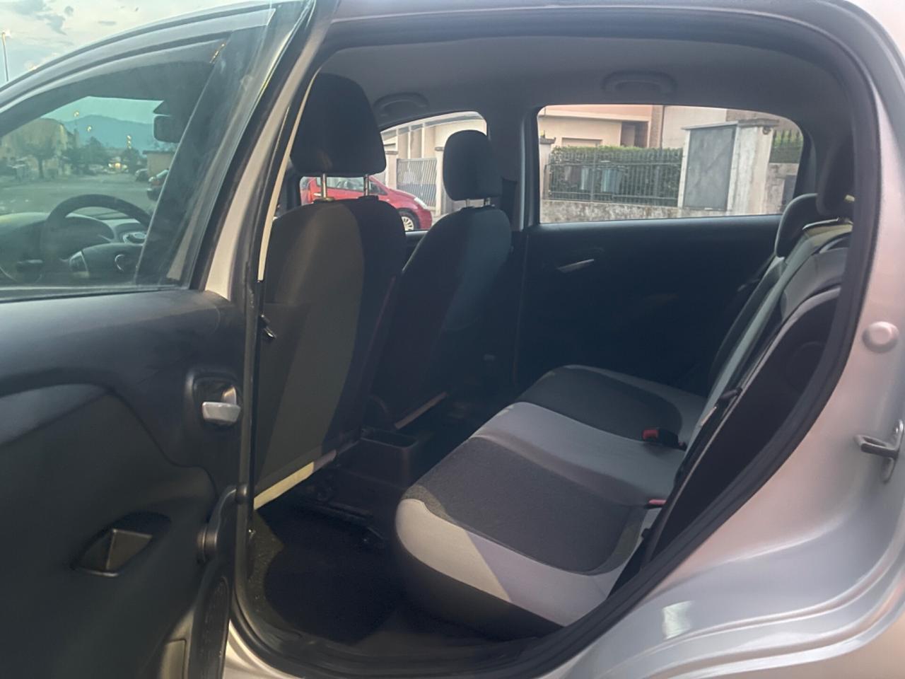 Fiat Punto 1.2 8V 5 porte Benzina-Metano 2013