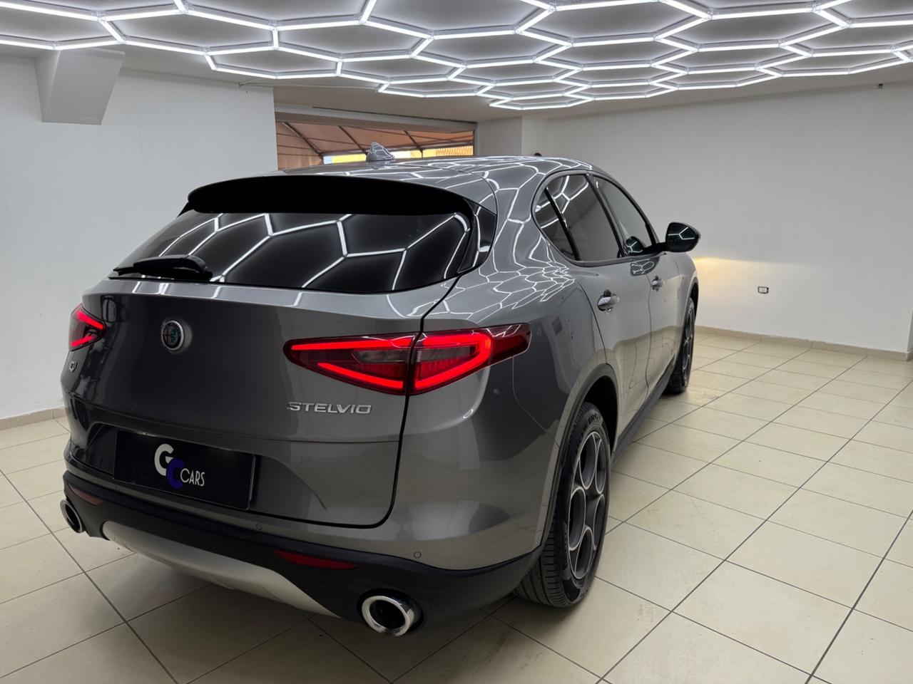 Alfa Romeo Stelvio 2.2 Turbodiesel 190 CV Motore Rifatto