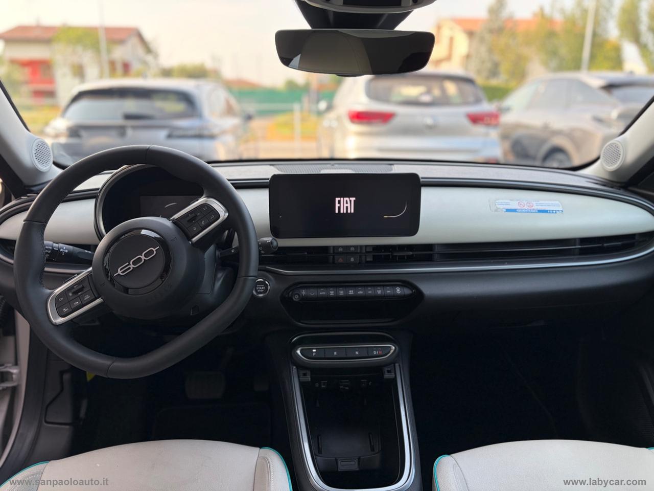 FIAT 600 Hybrid 110 CV DCT MHEV La Prima