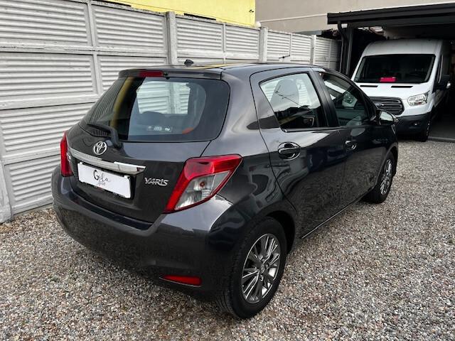 Toyota Yaris 1.3 5 porte Lounge
