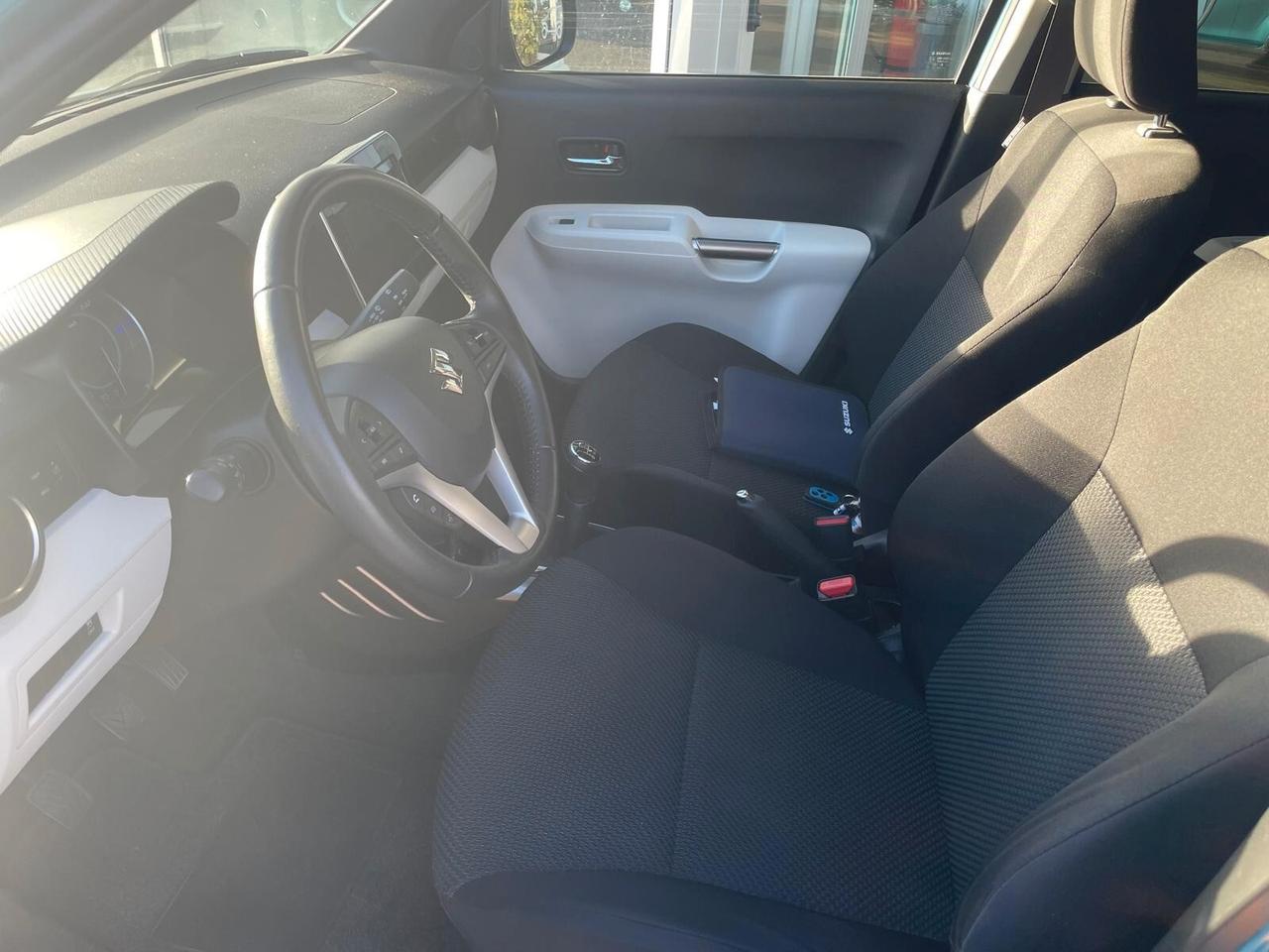 Suzuki Ignis 1.2 Dualjet Top