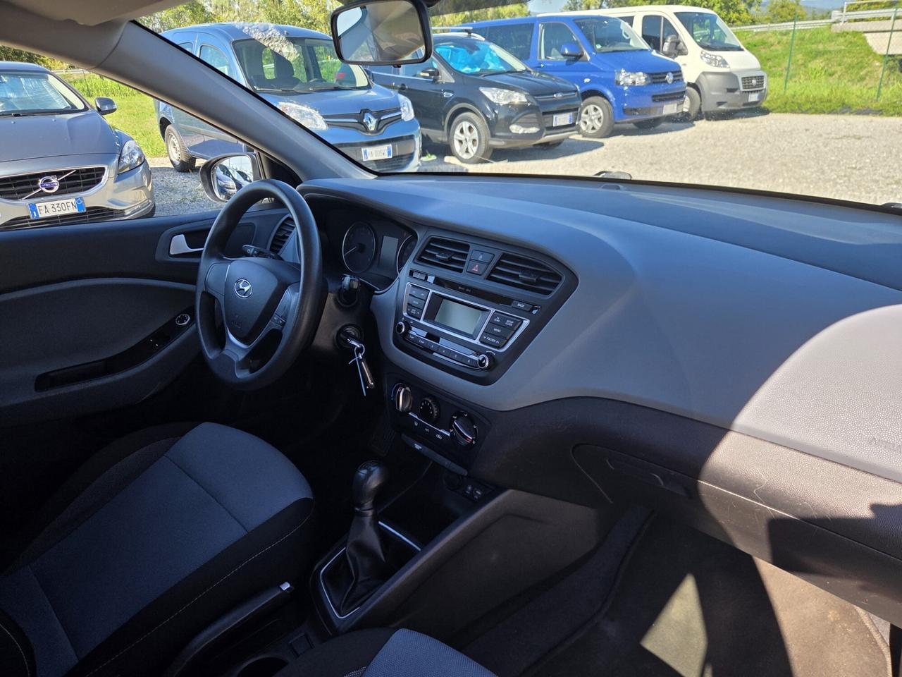 HYUNDAI I20 1.2 BENZINA 75CV