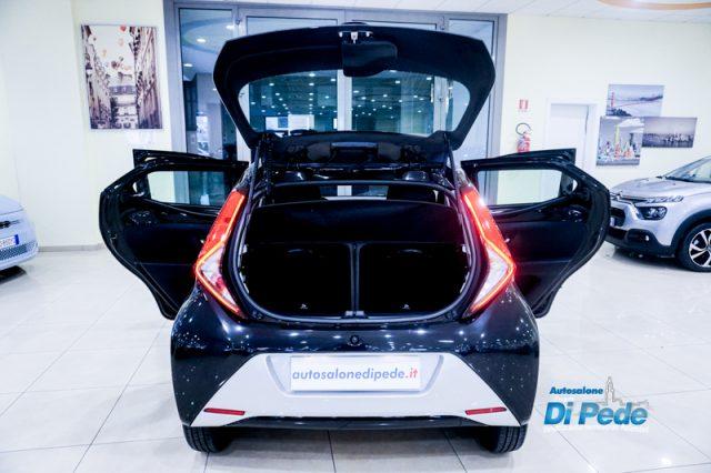 TOYOTA Aygo Connect 1.0 VVT-i 72CV 5 porte x-cool