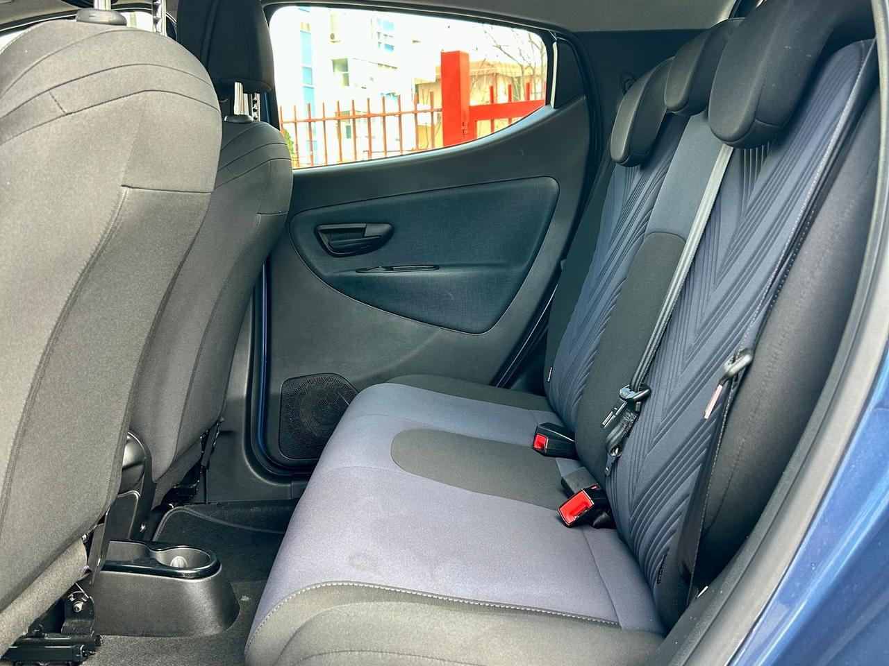 Lancia Ypsilon 1.2 LPG Silver #3931