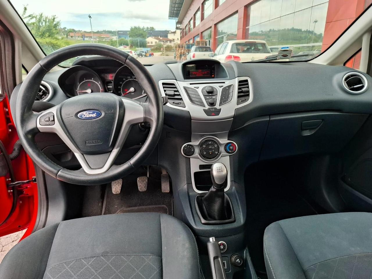 Ford Fiesta 1.4 5 porte Bz.- GPL Titanium