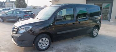 Renault Kangoo 1.5 dCi 110CV F.AP. 4p. Autocarro 5 posti Maxi