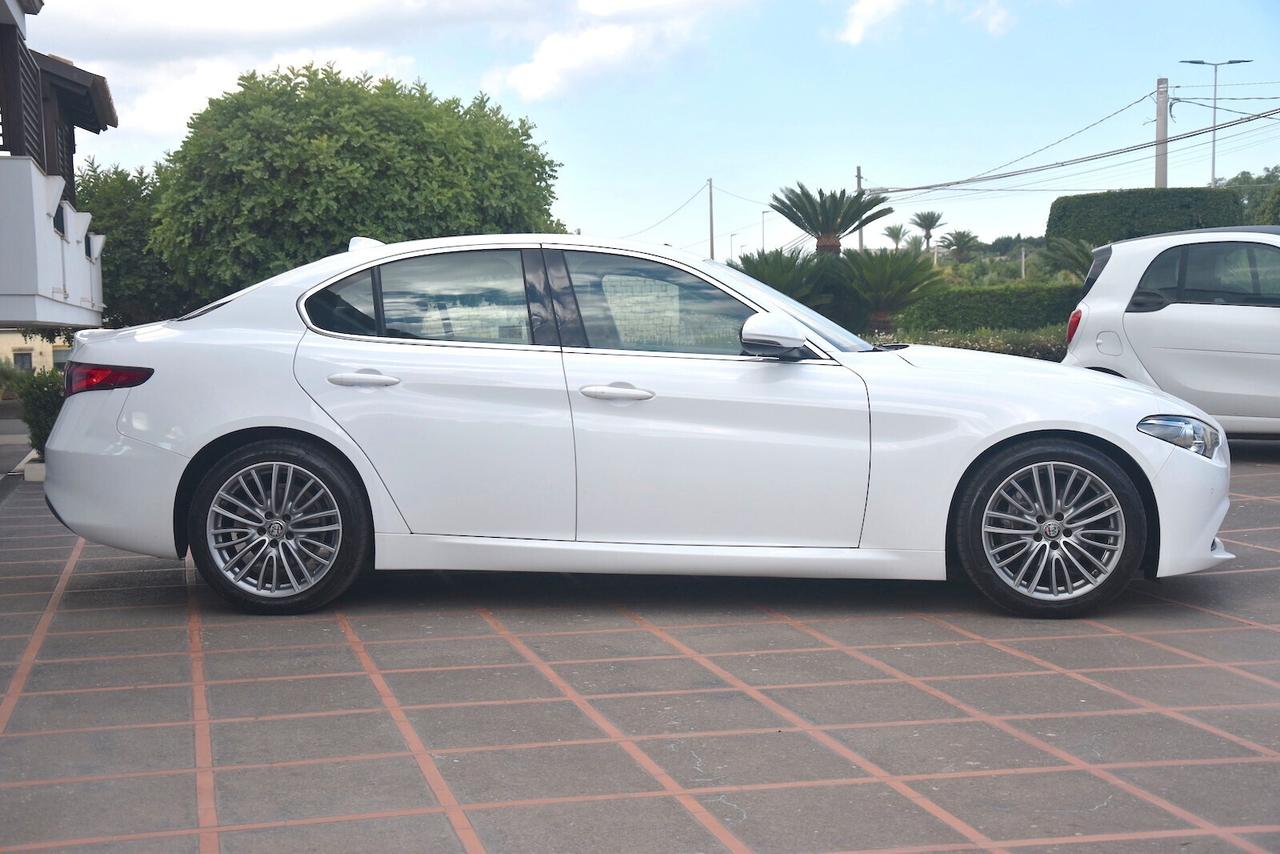 Alfa Romeo Giulia 2.2 Turbodiesel 190cv AT8 Executive