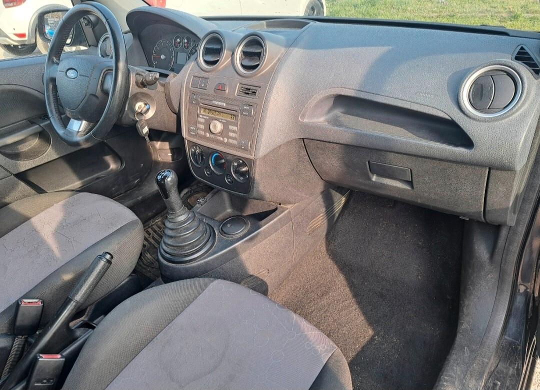 Ford Fiesta 1.2 16V 5p. GPL