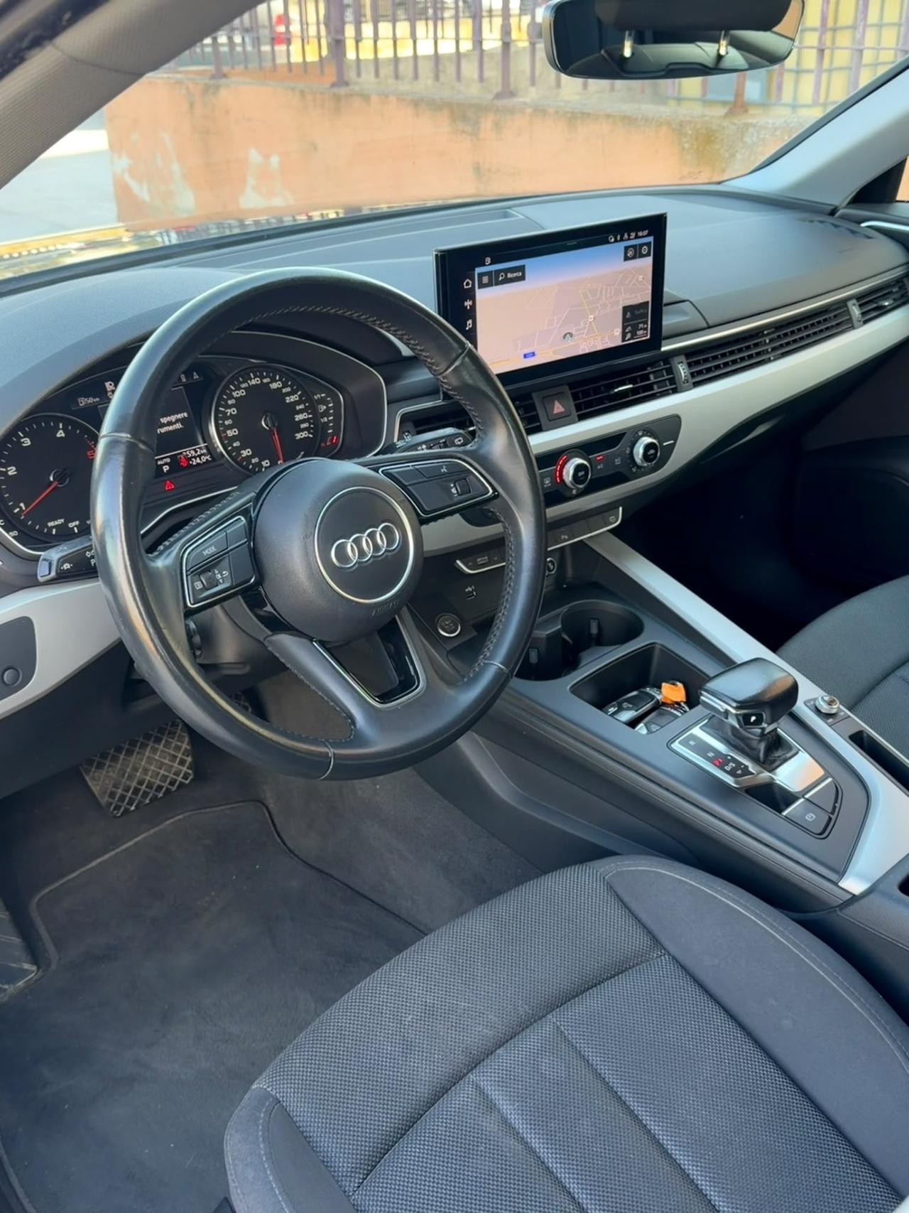 Audi A4 40 TDI S tronic