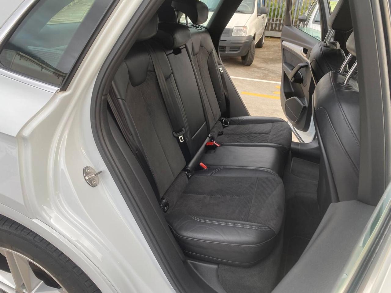 Audi Q5 40 TDI quattro S-tronic S line plus