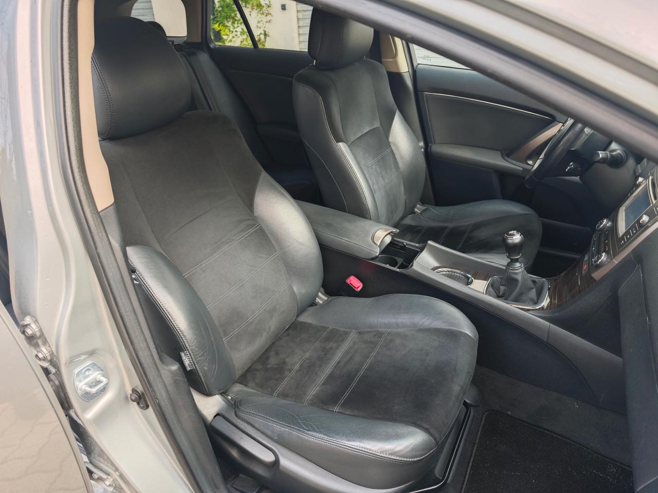 Toyota Avensis 2.0 D-4D Wagon