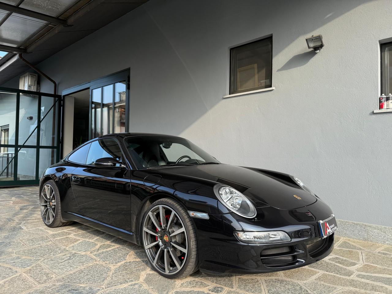 Porsche 911 Coupe 3.8 Carrera S