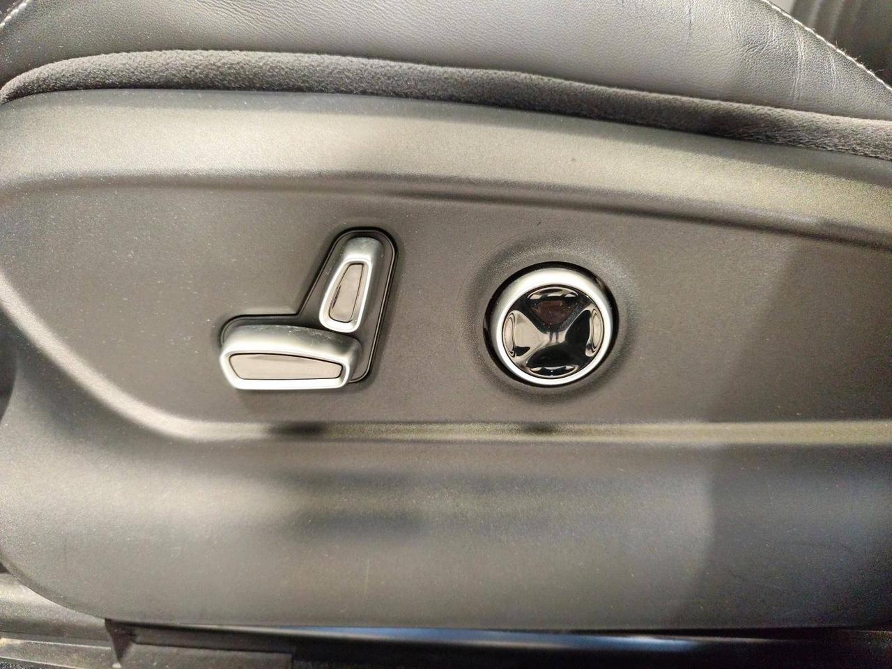 Maserati Grecale mhev Modena 330cv