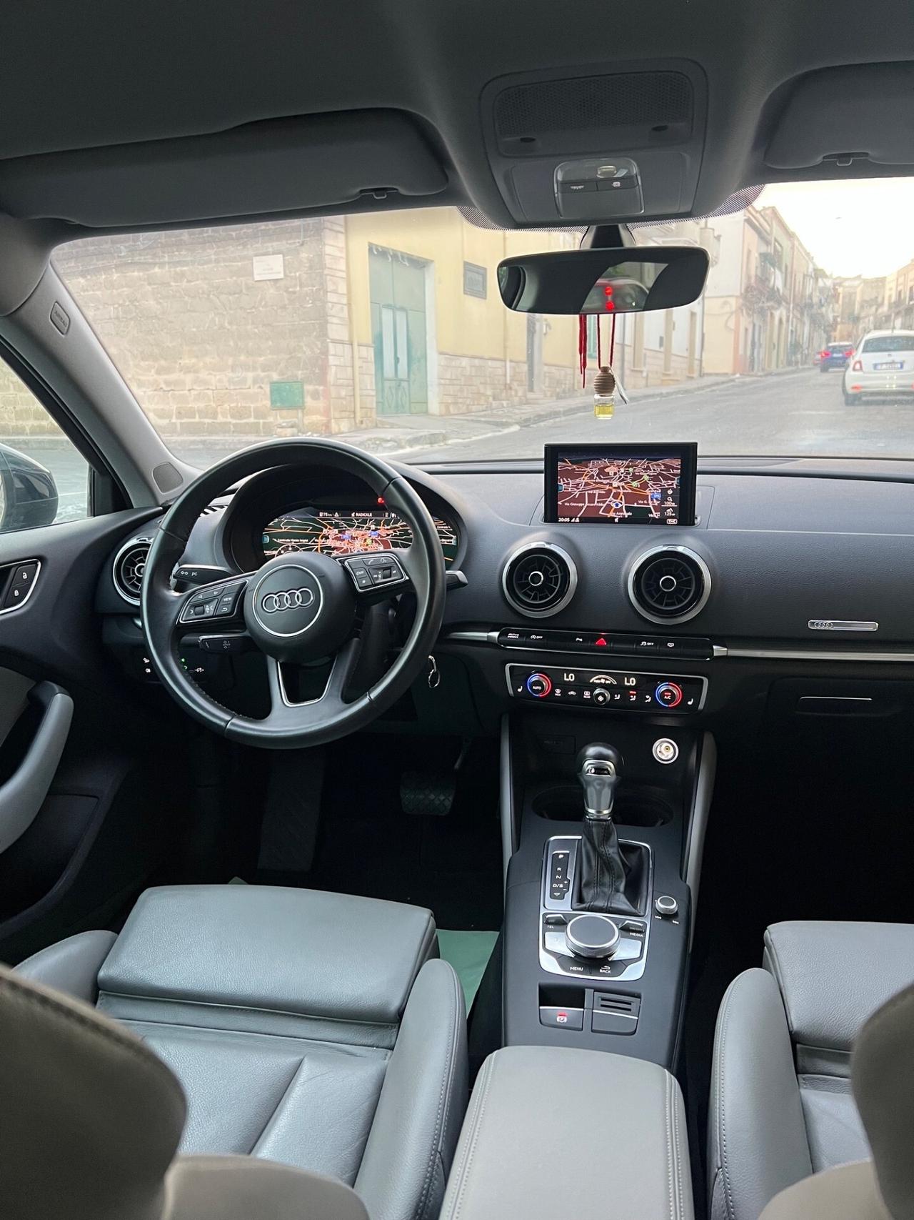 Audi A3 SPB 2.0 TDI Sport cockpit