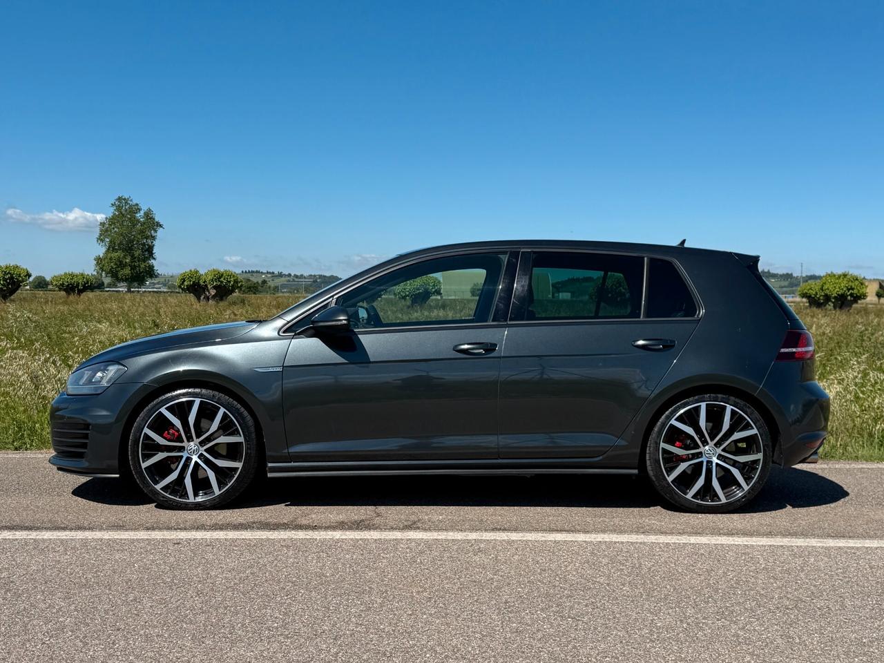 Volkswagen Golf GTD 2.0 TDI DSG 5p. 184cv ""MOLTO BELLA ED EFFICIENTE""