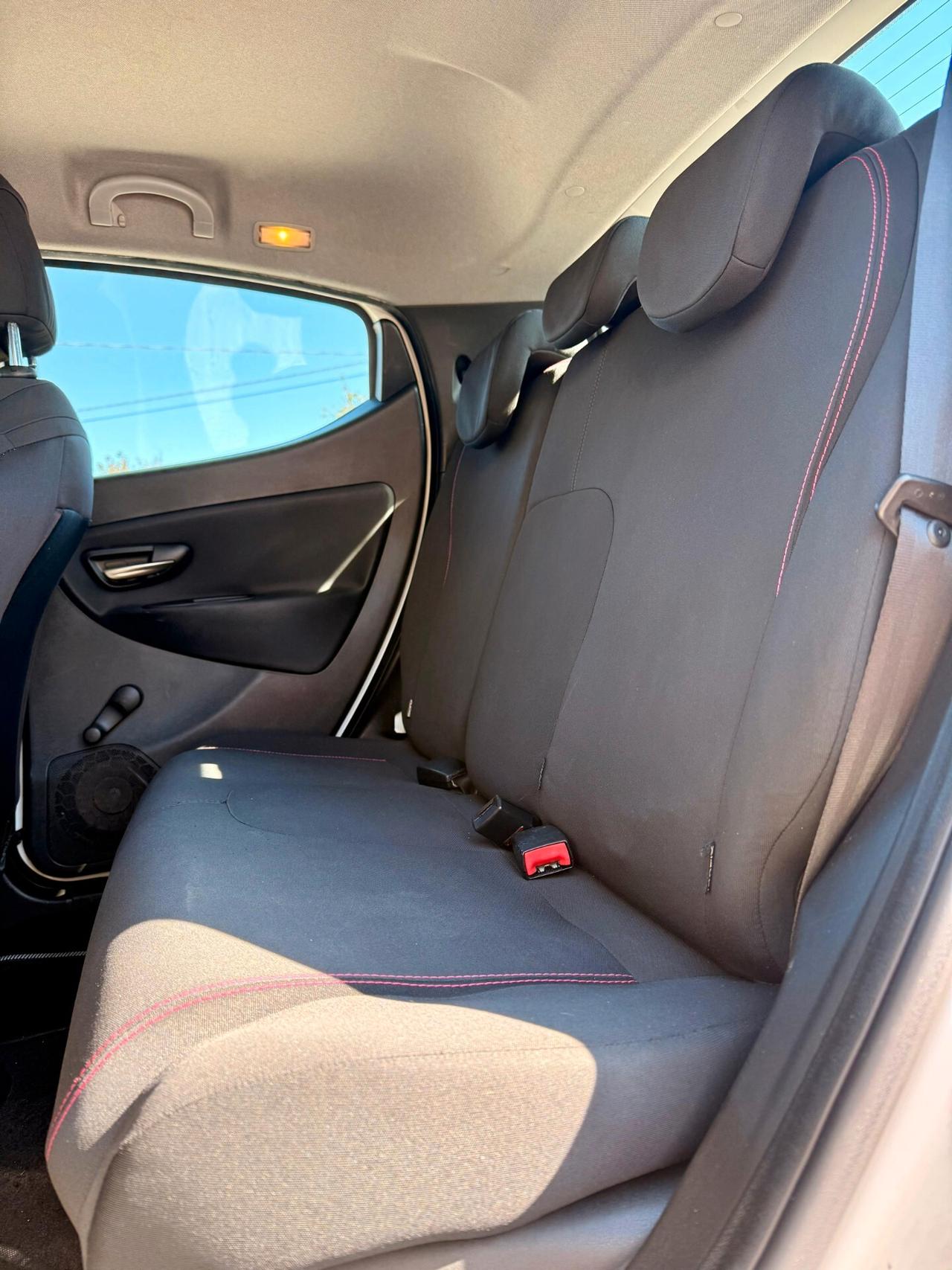 Lancia Ypsilon 1.2 69 CV 5 porte GPL Ecochic Gold