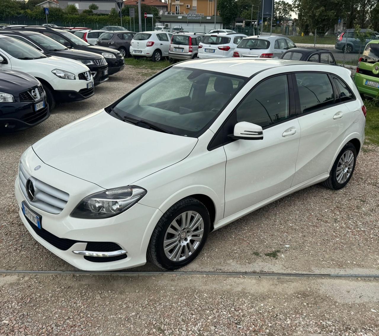 Mercedes-benz B 200 NGD Executive Gancio Traino
