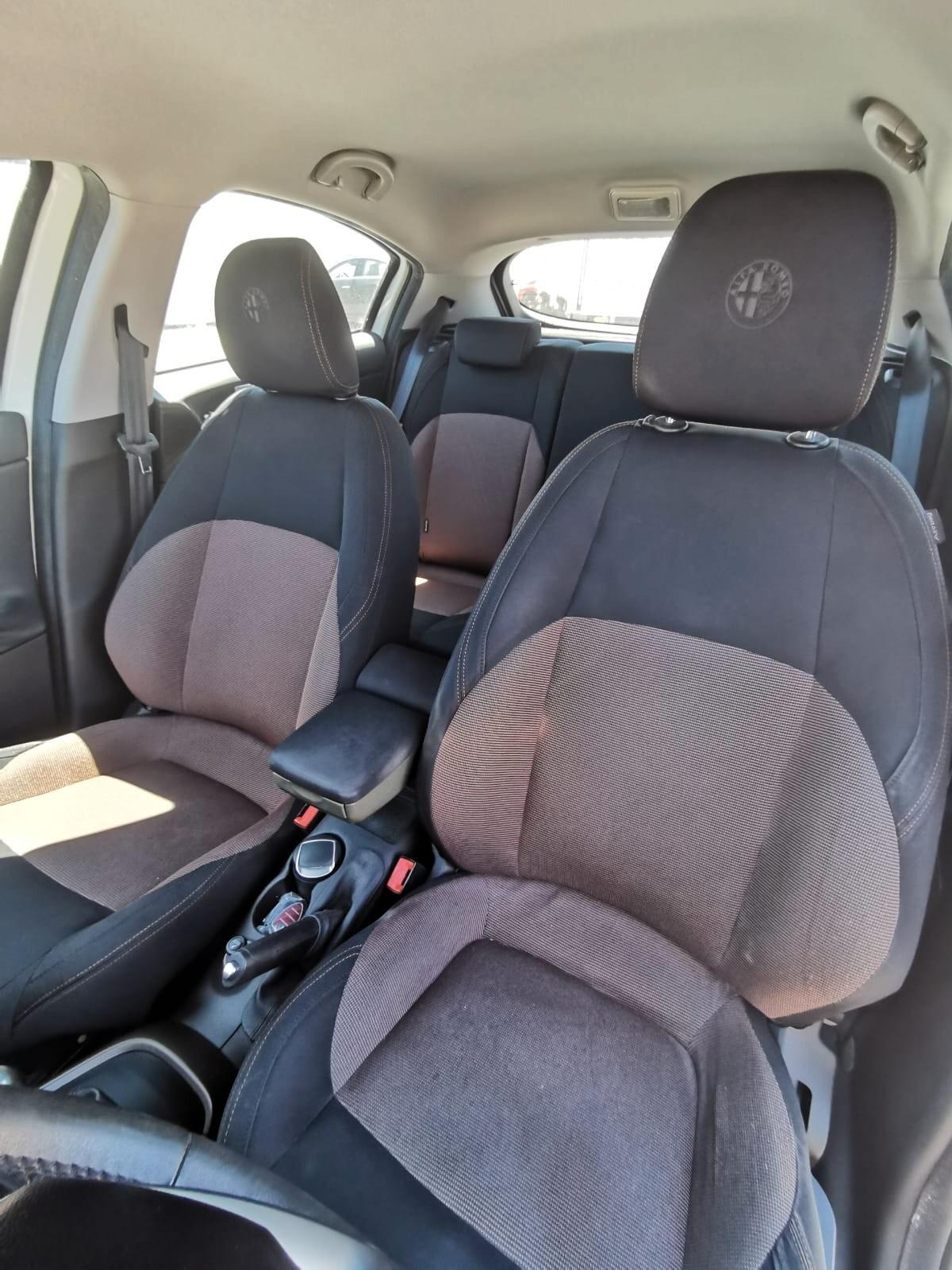 Alfa Romeo Giulietta 1.6 JTDm-2 105 CV Distinctive