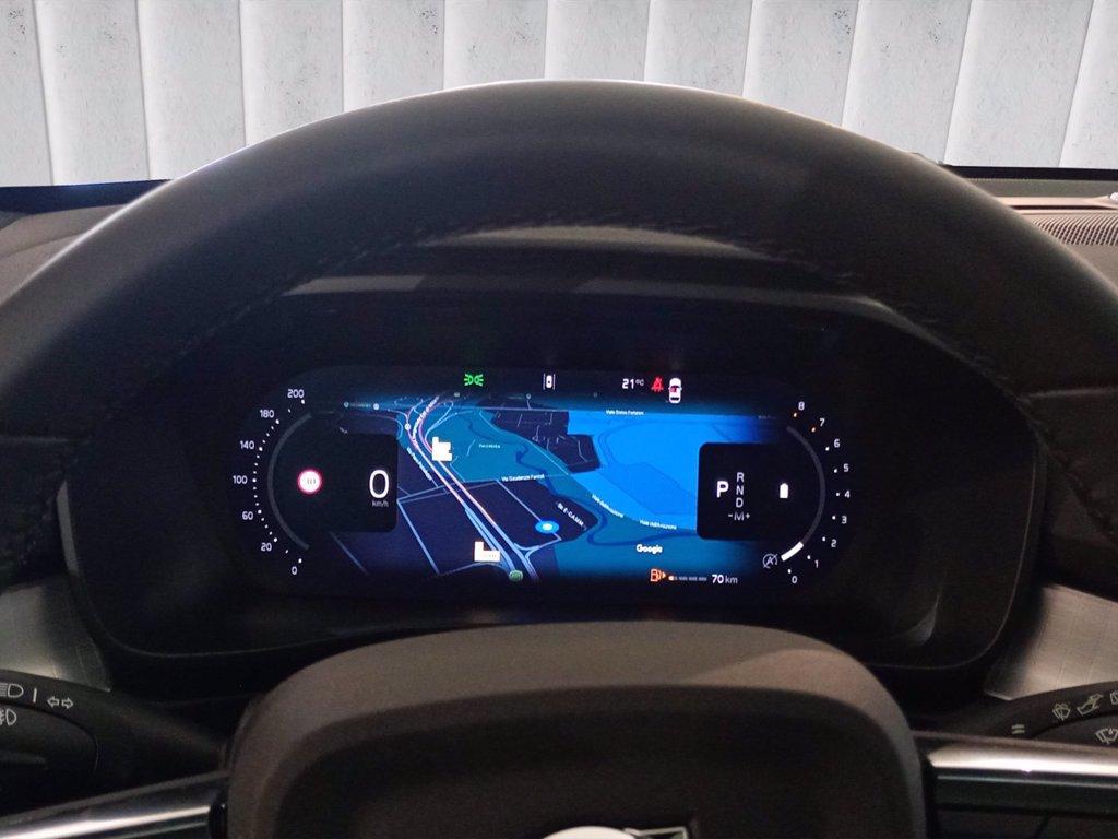 VOLVO XC40 2.0 b3 Ultra Black Edition auto del 2025