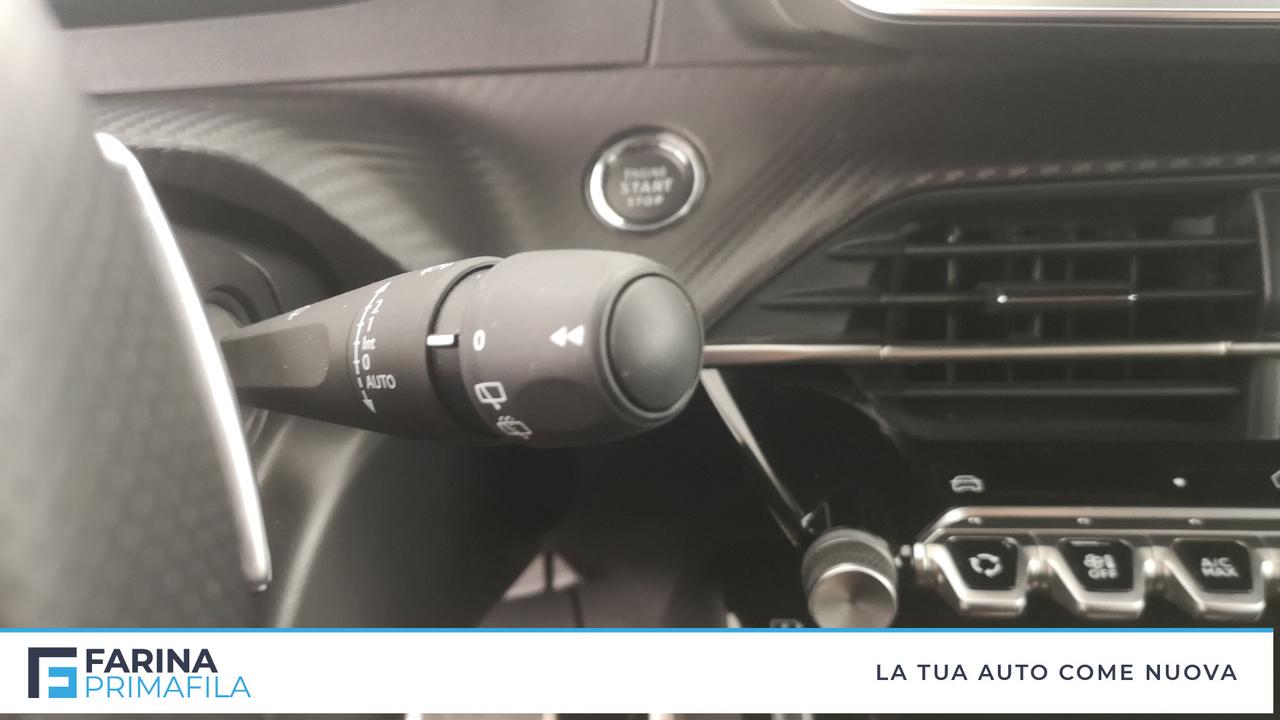 PEUGEOT 2008 II 2023 - 2008 gt hybrid 136