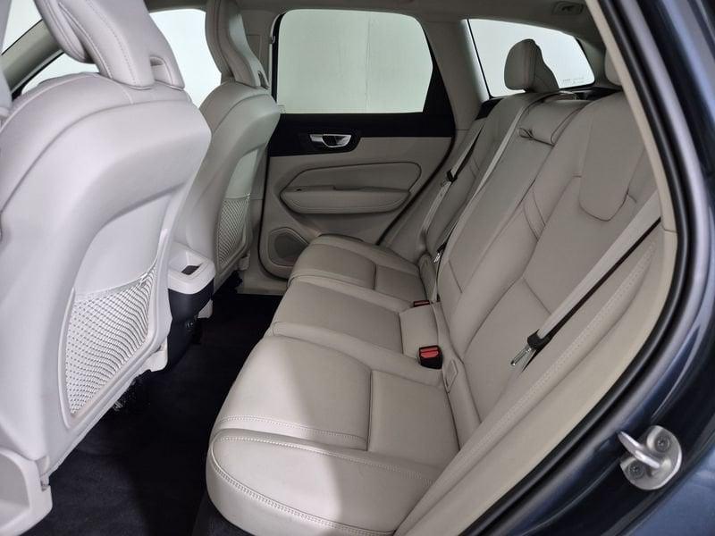 Volvo XC60 II 2022 2.0 b4 Plus Bright auto
