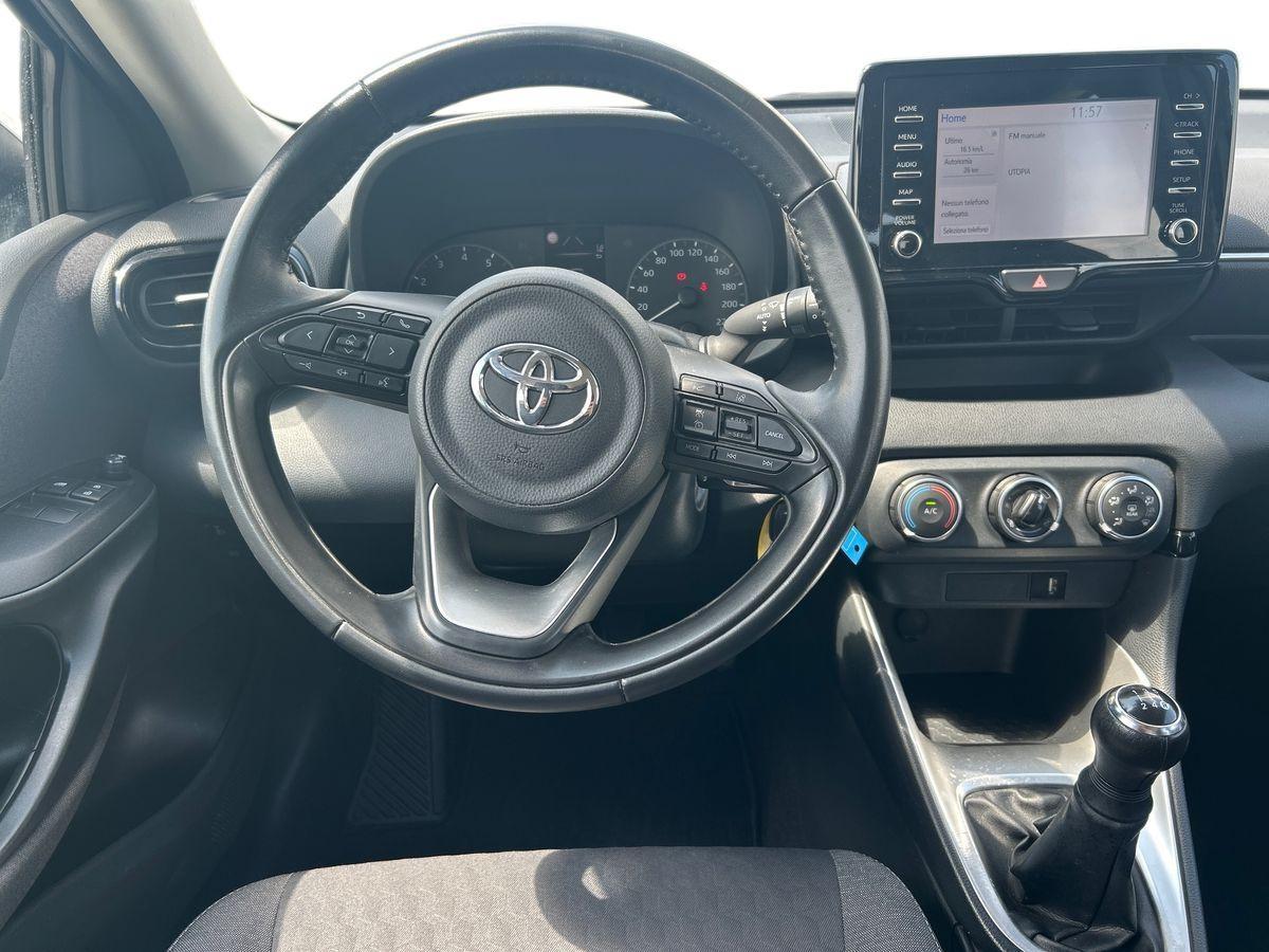 TOYOTA Yaris IV 2020 - Yaris 1.0 Active