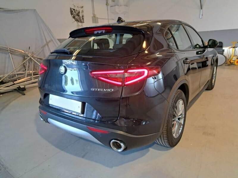 Alfa Romeo Stelvio 2.2 TD 190 CV AT8 Q4 Business PREZZO REALE