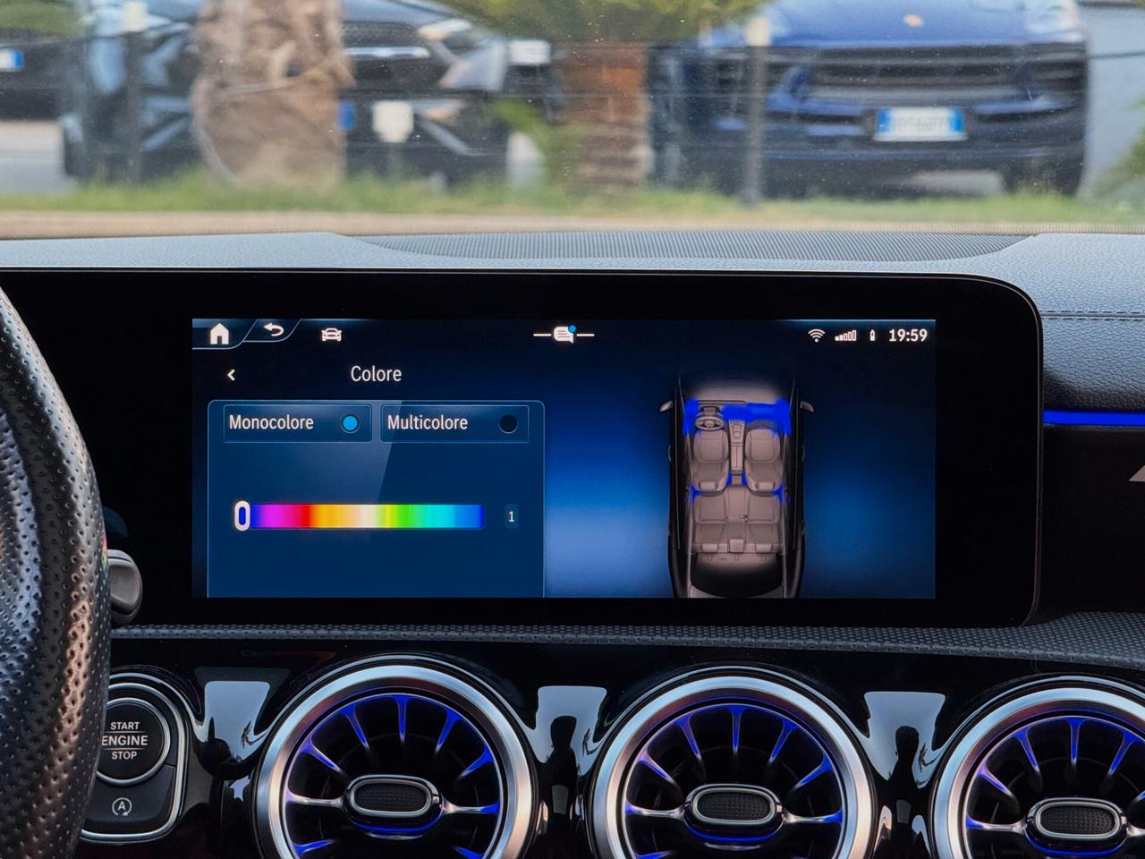 Mercedes-Benz CLA 200 d AMG Premium Plus TETTO