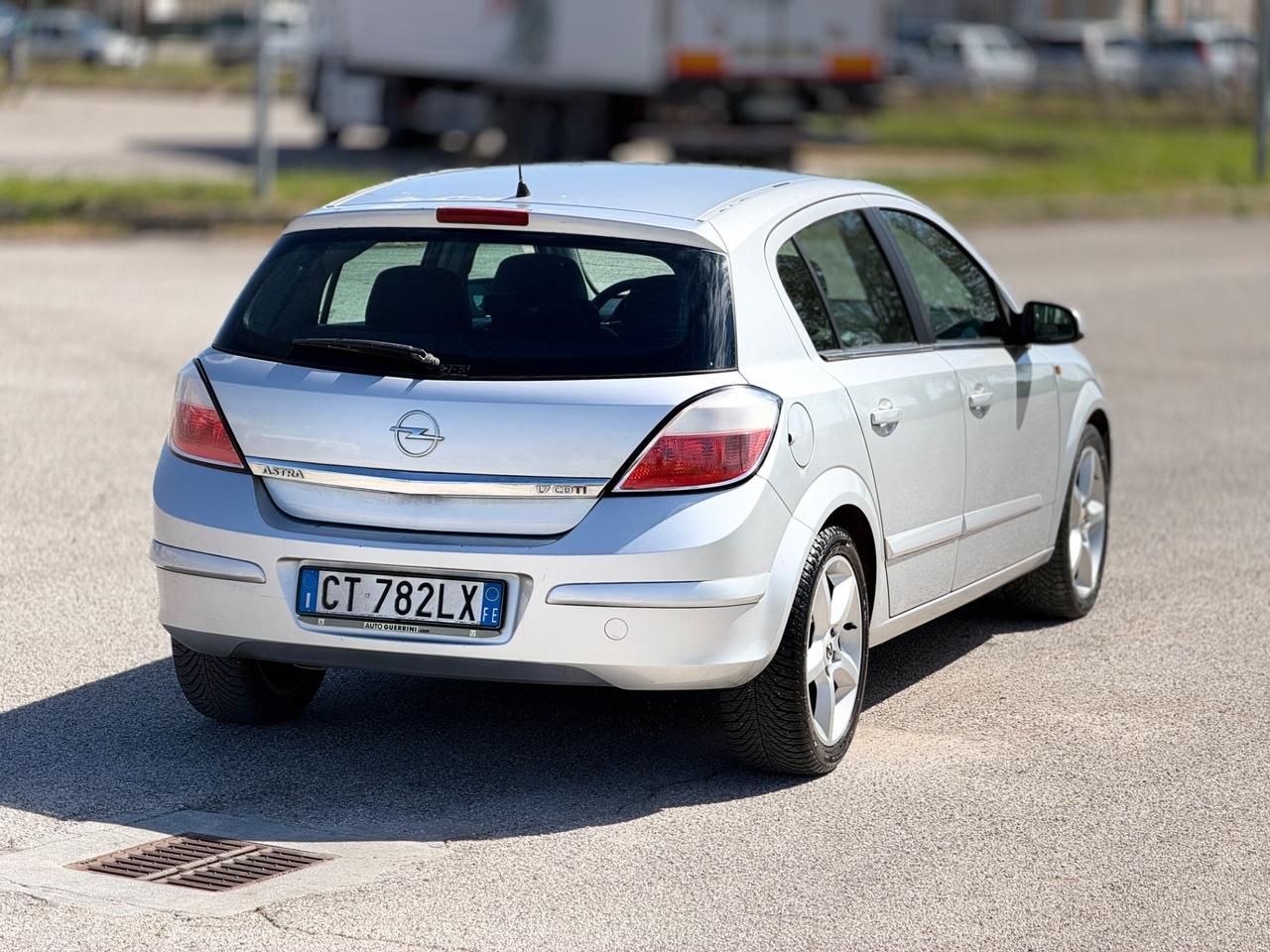 Opel Astra 1.7 CDTI perfetta