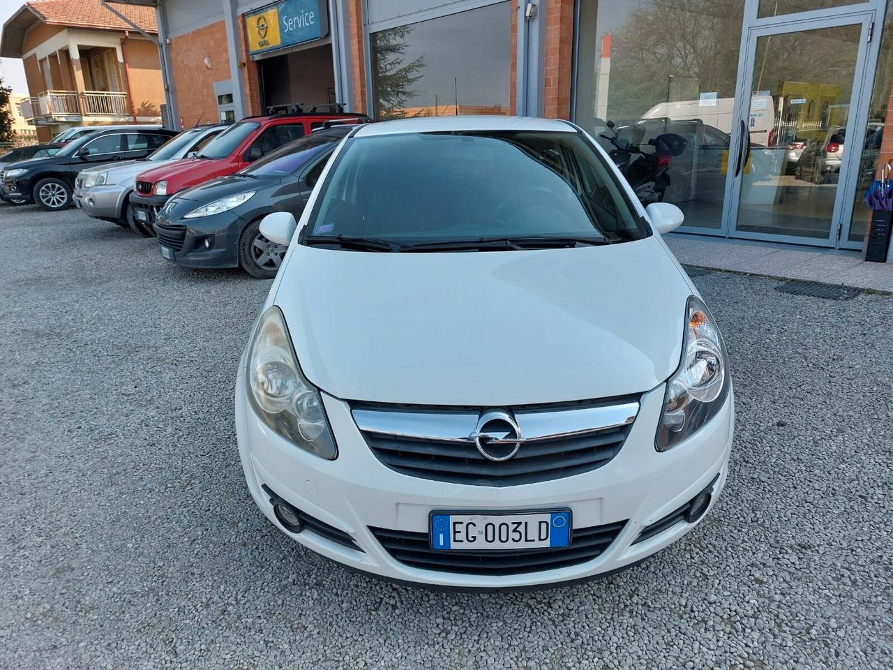 Opel Corsa 1.2 80CV 3 porte GPL- UNICO PROPRIETARIO