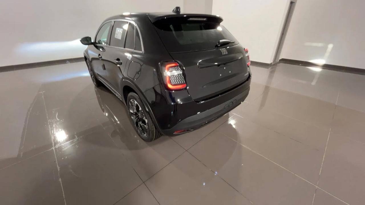 Fiat 600 Hybrid DCT MHEV La Prima