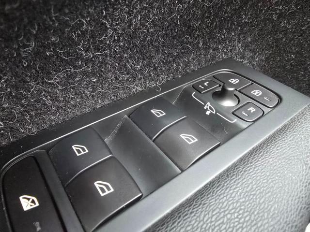 VOLVO XC40 D4 AWD Geartronic Inscription