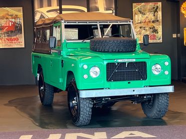 Land Rover Defender Series 109 V8 3