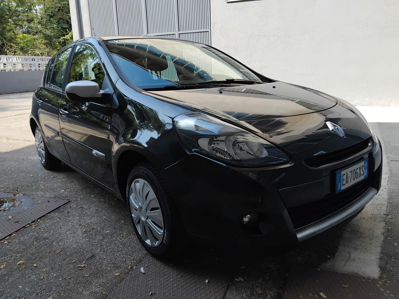Renault Clio 1.2 gpl garanzia
