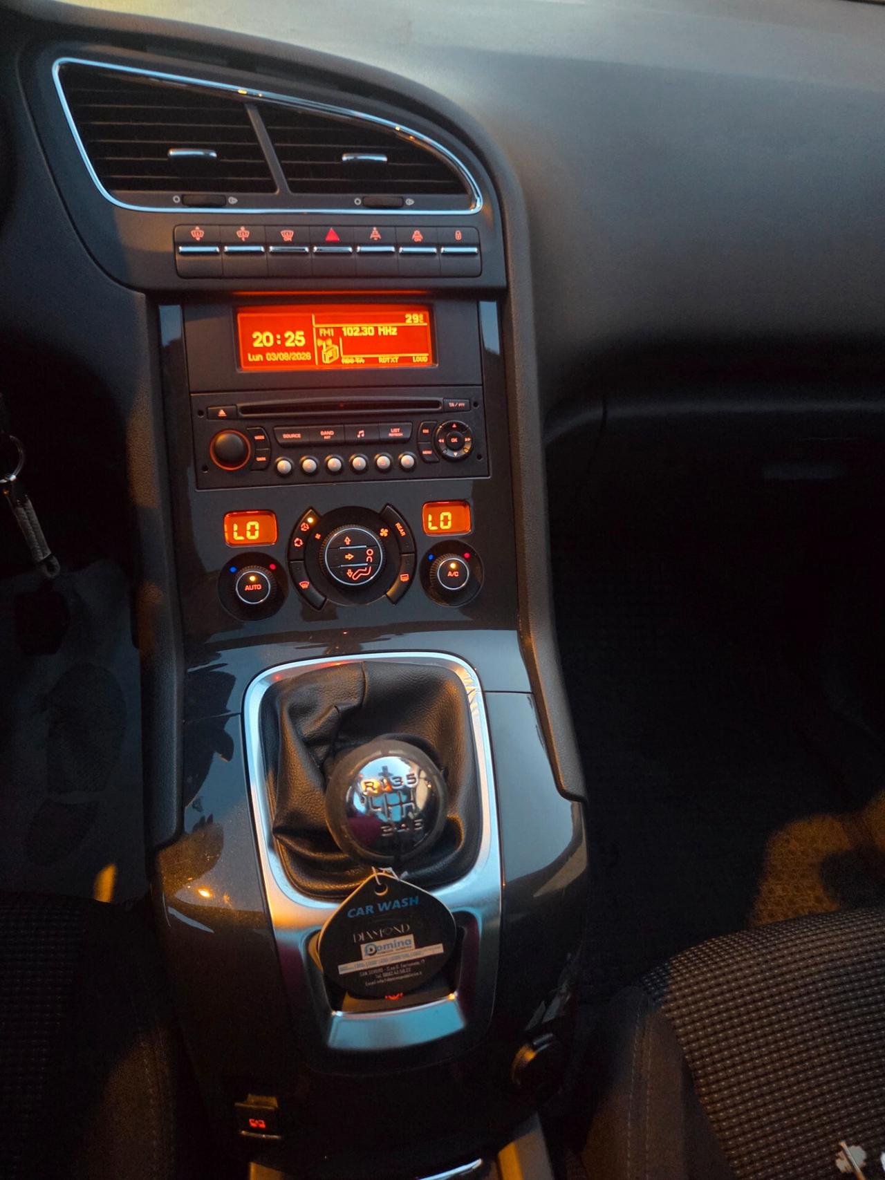 Peugeot 5008 2.0 HDi 150CV Allure 7 posti