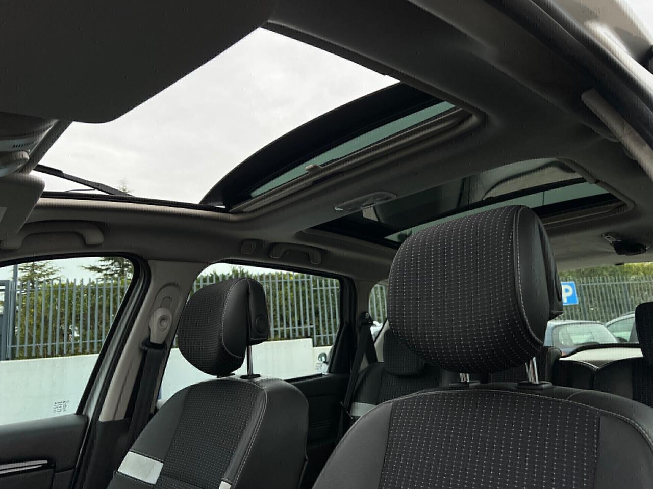 Renault Scenic Scénic X-Mod 1.5 dci 110cv TETTO - 2011