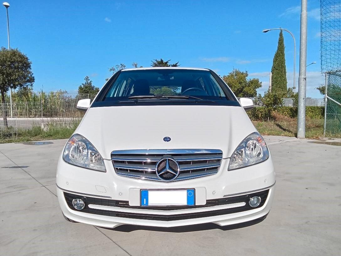 Mercedes A 180 CDI White BluEFFICENCY GARANZIA