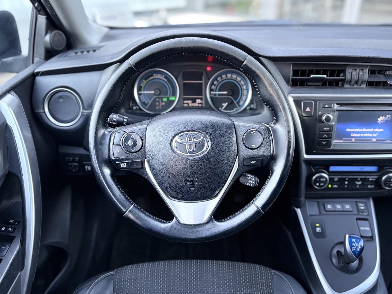 Toyota Auris 1.8 Hybrid 99CV E5 Neo - 2014