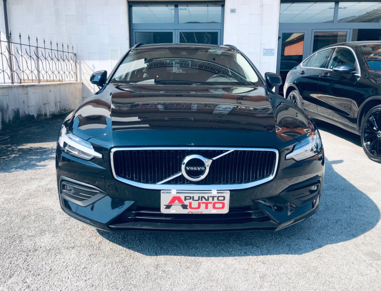 VOLVO V60 D3 Geartronic COCKPIT- CARPLAY