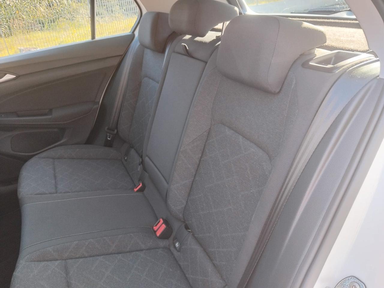 Volkswagen Golf 2.0 TDI Style -TUA SENZA VINCOLI-
