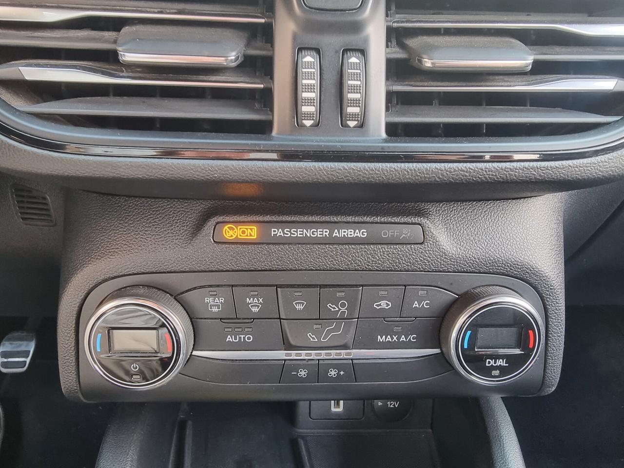 Ford Focus 1.0 EcoBoost Hybrid 125 CV 5p. ST-Line