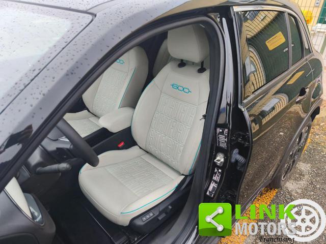 FIAT 600 Hybrid 100 CV DCT MHEV La Prima