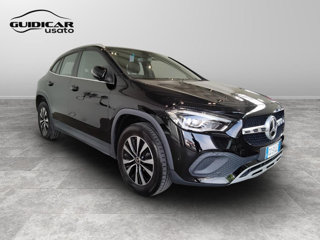 Mercedes-Benz GLA-H247 2020 - GLA 180 d Sport auto