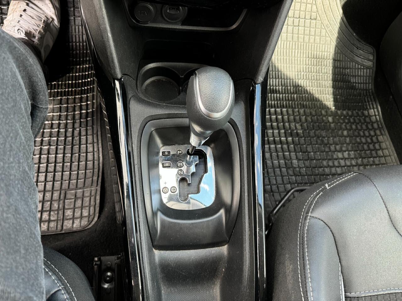 Peugeot 2008 BlueHDi 100 S&S AUTOMATICA